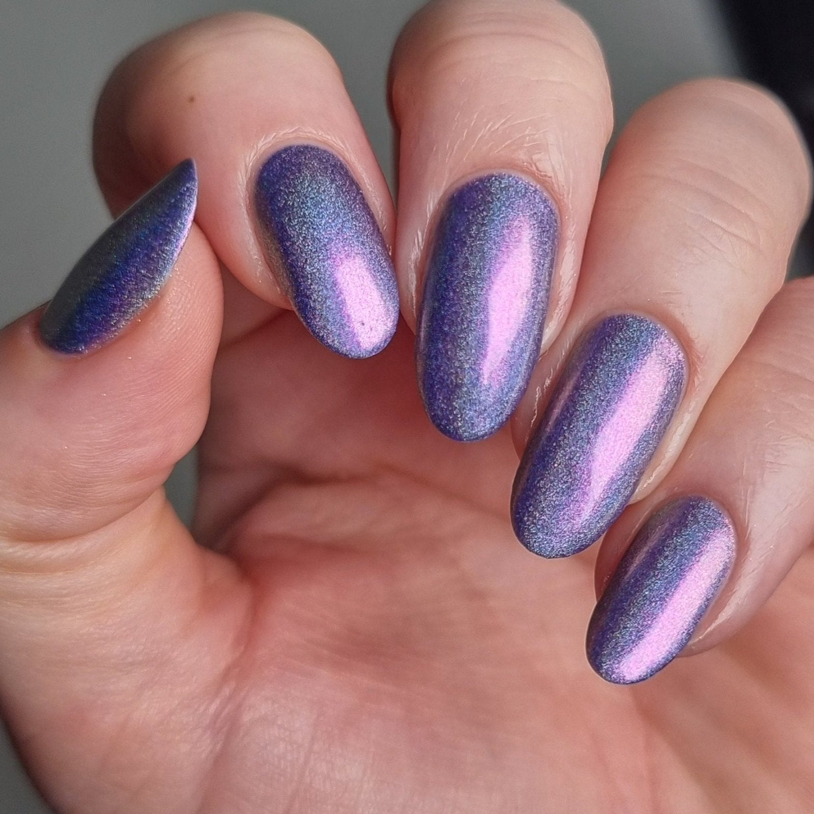 Linear Holo Shimmer Bundle - Cosmic Polish