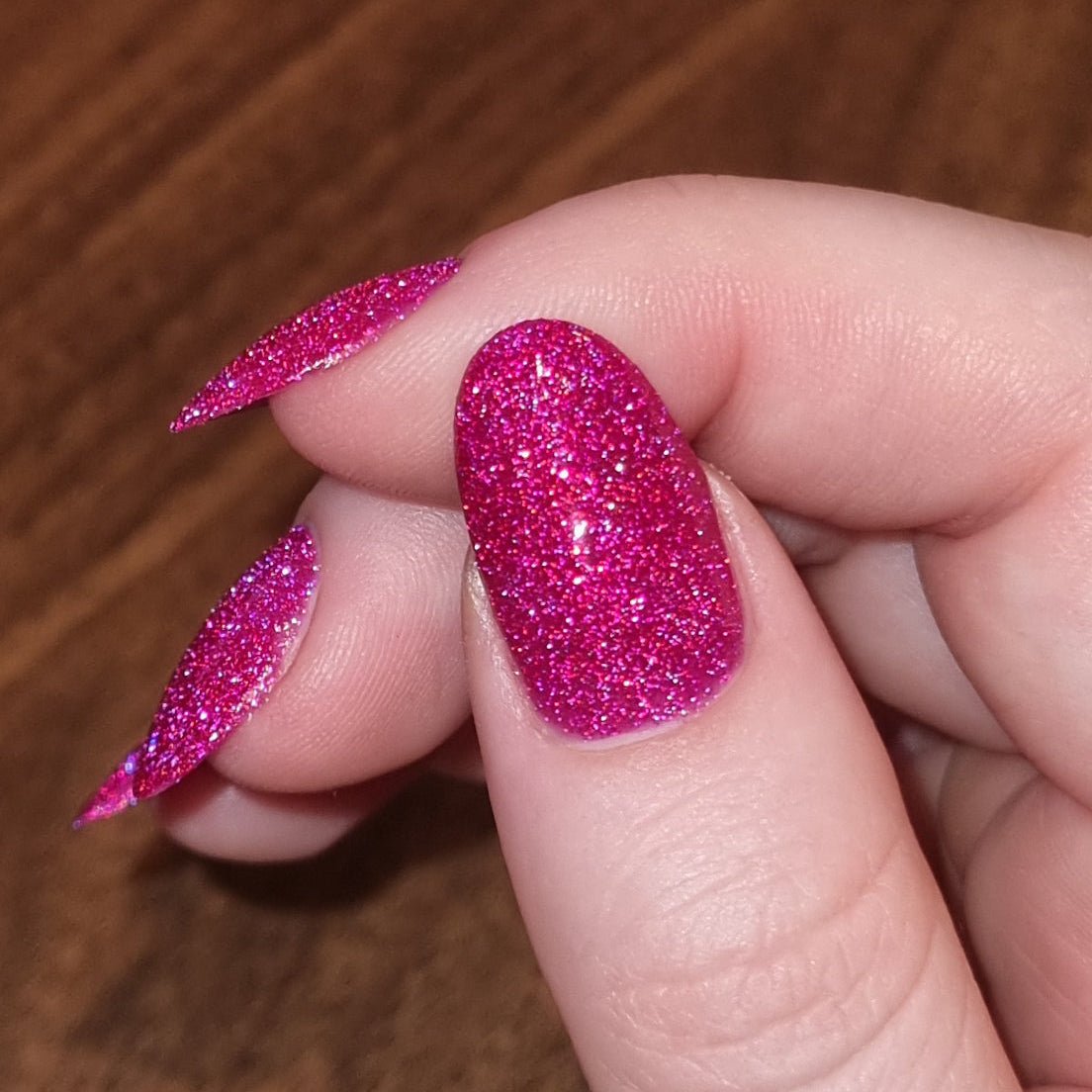 Scarlet Showgirl - Cosmic Polish